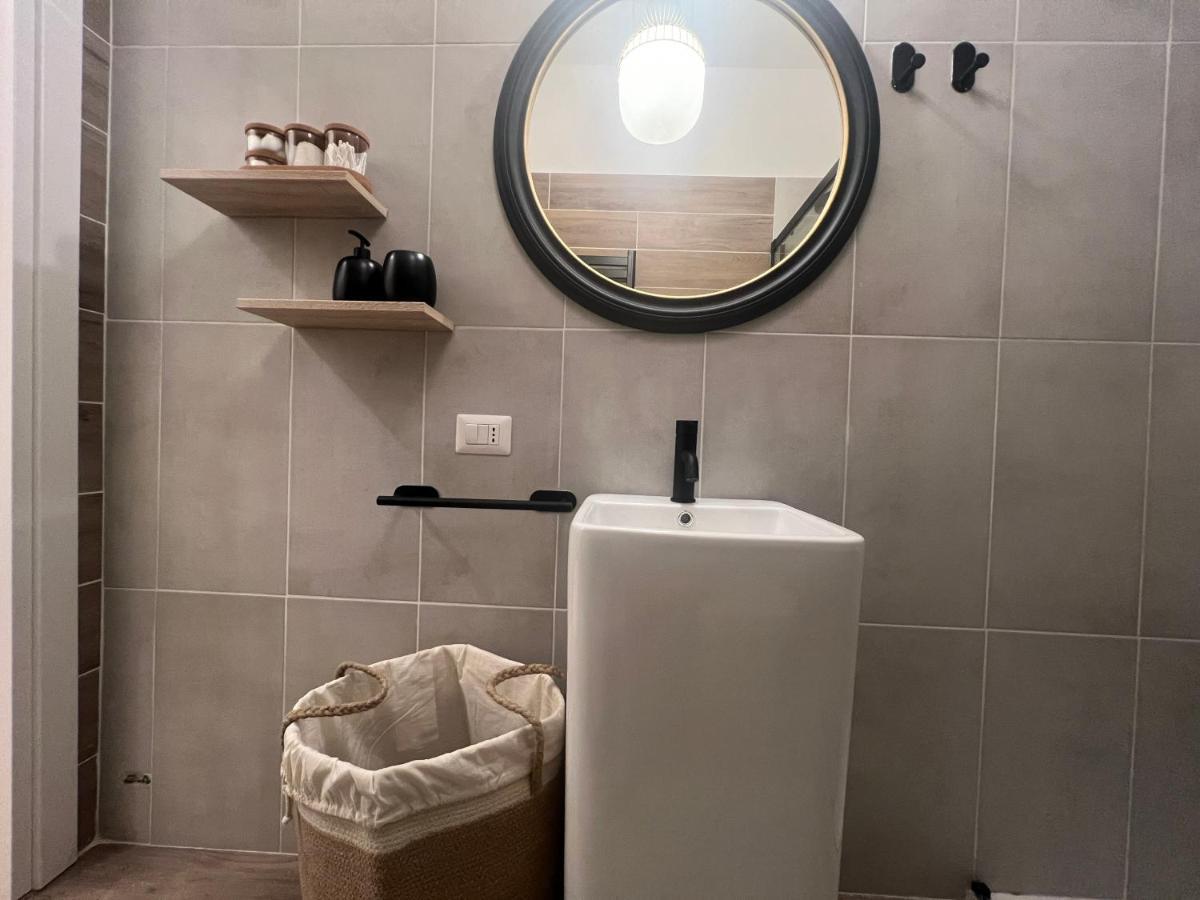 Apartamento Regina Milano In Bocconi Exterior foto