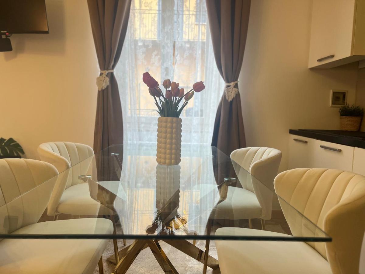Apartamento Regina Milano In Bocconi Exterior foto